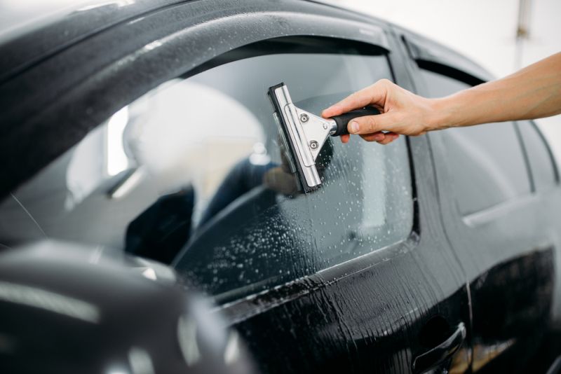 Merawat kaca mobil, Sumber: otomotif.okezone.com
