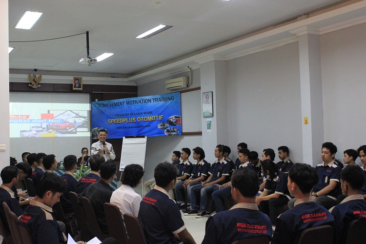 Achievement Motivation Training “Strategi Buka Bisnis Bengkel dari Nol”