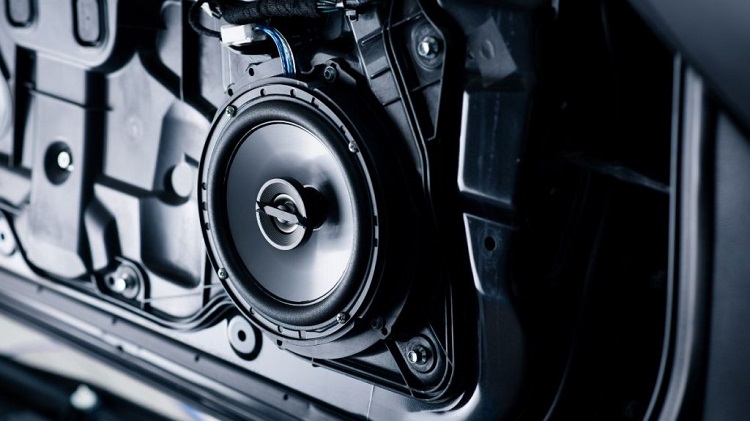 Audio mobil perlu dirawat agar tetap awet Audio mobil perlu dirawat agar tetap awet, Sumber: gardaoto.com