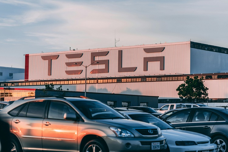 Mengenal perawatan mobil listrik, Sumber: pexels.com