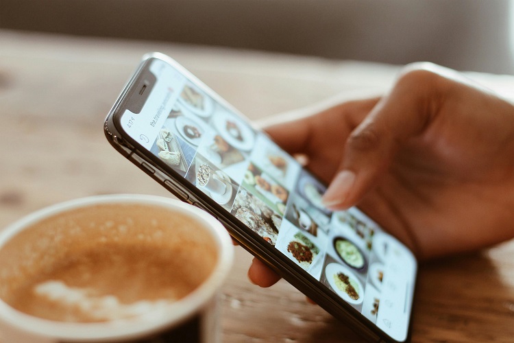 Media sosial dapat digunakan untuk membangun komunitas, Sumber: pexels.com